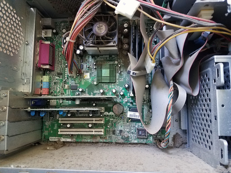 Illustration for article titled Compaq Presario 5000 5WV232